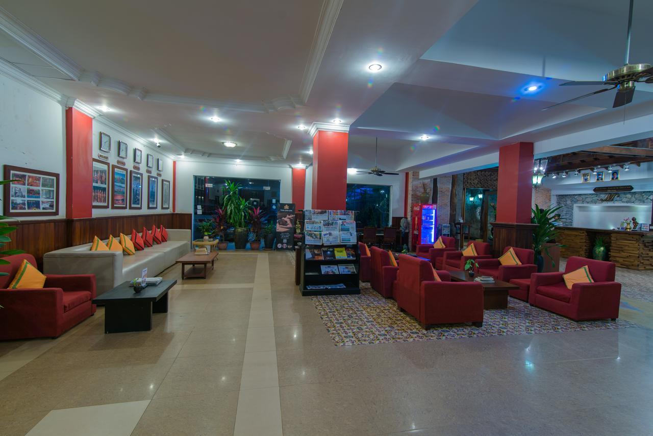 Mekong Angkor Deluxe Hotel Siem Reap Exterior photo
