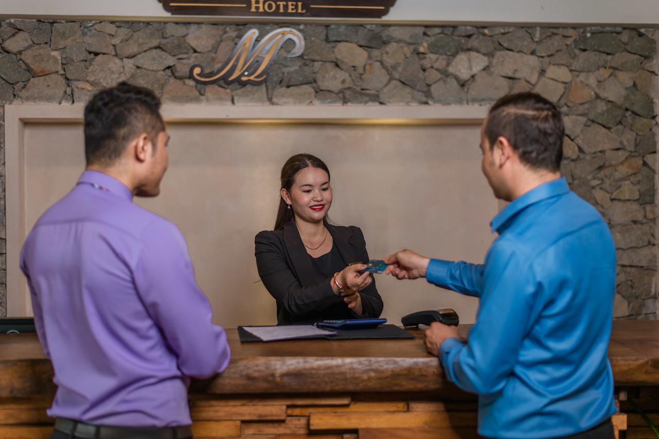 Mekong Angkor Deluxe Hotel Siem Reap Exterior photo