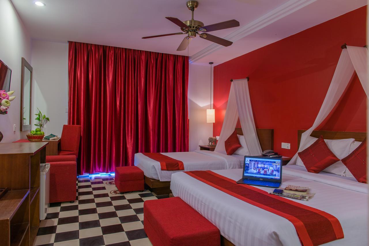 Mekong Angkor Deluxe Hotel Siem Reap Room photo